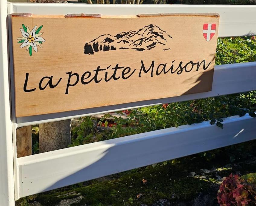 La Petite Maison Bonvillard Eksteriør billede